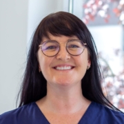 Nadine Derek